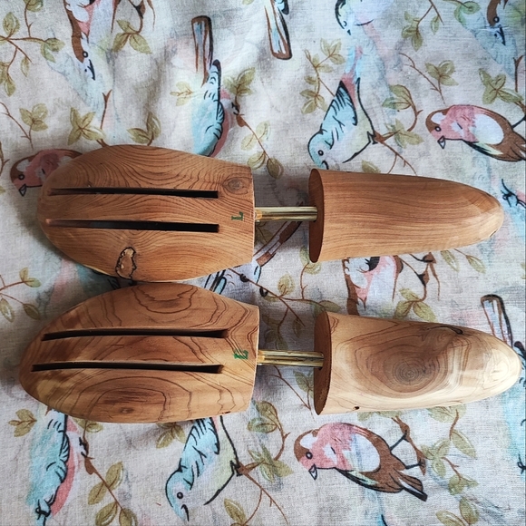 Allen Edmonds Wooden Cedar? Men's Wood Shoe Stretcher Form Size Large Adjustable - Picture 3 of 10